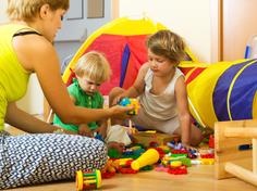 mother-children-playing